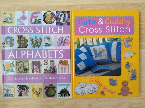 2× Cross Stitch boeken (Engelstalig), Boeken, Hobby en Vrije tijd, Gelezen, Borduren en Naaien, Ophalen of Verzenden