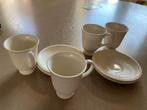Wedgwood Edme vier Koffiekopjes, Huis en Inrichting, Keuken | Servies, Ophalen, Zo goed als nieuw, Wedgwood, Kop(pen) en/of Schotel(s)