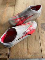 Voetbal schoenen met de handtekening v theo jansen (maat 38), Maat XS of kleiner, Ophalen of Verzenden, Zo goed als nieuw, Schoenen