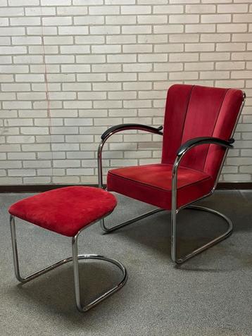 Originele Gispen Fauteuil met Hocker – Vintage Design – beschikbaar voor biedingen