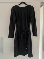 little black dress lange mouwen jurk met knopen mt 40, Maat 38/40 (M), Boetiek, Zwart, Ophalen of Verzenden