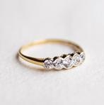 Vintage 9K goud eternity 5 stone ring CZ - Maat 17, Ophalen of Verzenden, Zo goed als nieuw, 17 tot 18, Met edelsteen
