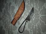 Handgesmede zakmes met lerenhoes, Hobby en Vrije tijd, Kostuums, Theaterbenodigdheden en LARP, Ophalen of Verzenden, Zo goed als nieuw