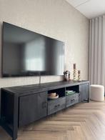 Robuuste zwarte tv meubel van 2 meter breed, 45 cm diep, Huis en Inrichting, Ophalen, 150 tot 200 cm, Zo goed als nieuw, Minder dan 100 cm