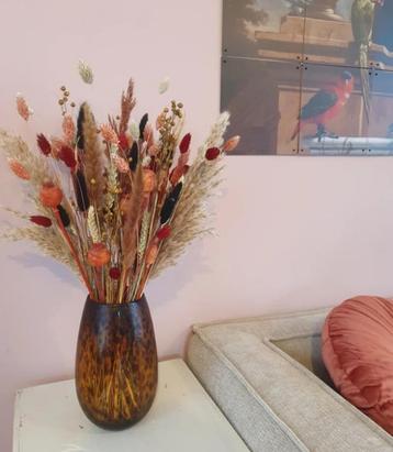 Prachtige, handgemaakte, droogbloem boeketten en creaties beschikbaar voor biedingen