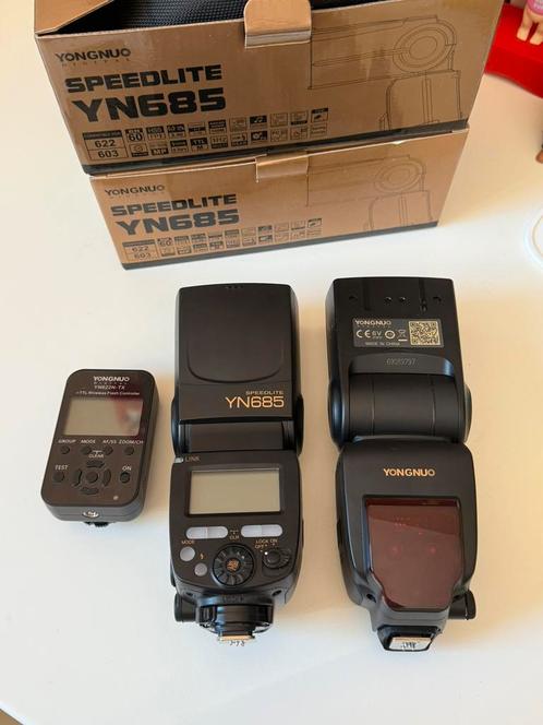 Yongnuo YN685 set van 2 met controller, Audio, Tv en Foto, Fotografie | Flitsers, Zo goed als nieuw, Overige merken, Ophalen of Verzenden