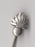 Grenadiers embleem speldje, Verzamelen, Niet vindbaar, Niet vindbaar, Nederland, Embleem of Badge