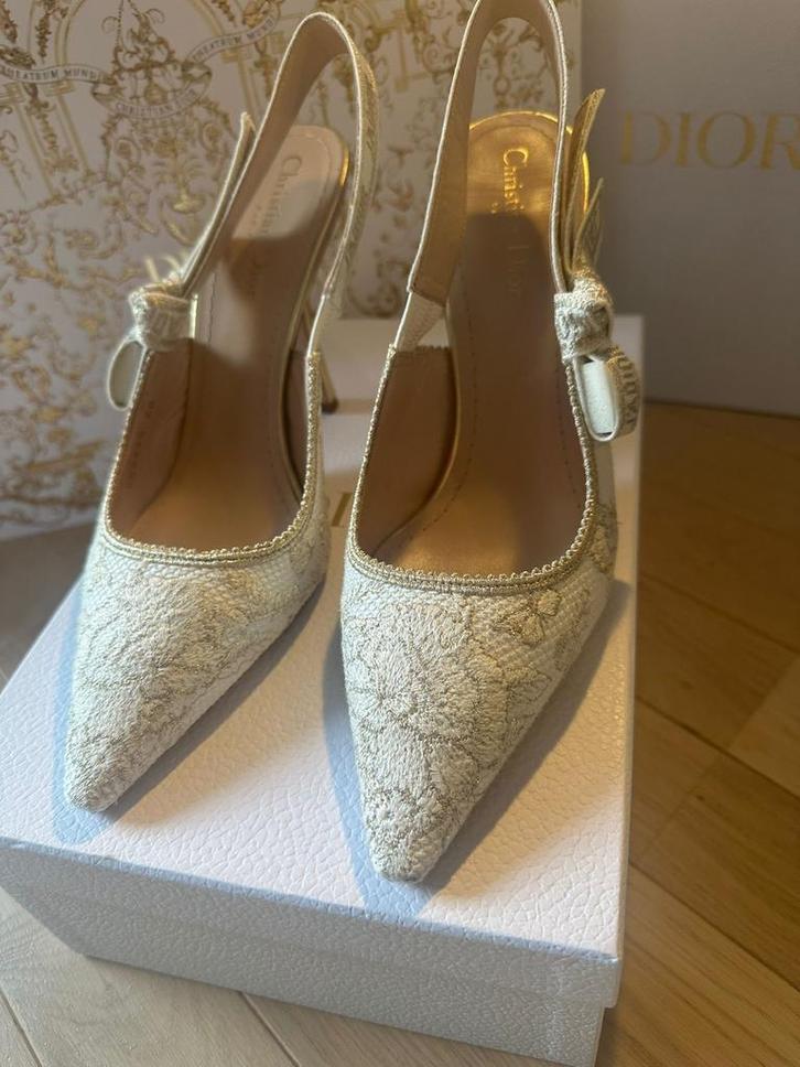 Dior J'Adior Slingback Pump - Maat 40 - Nieuw, Kleding | Dames, Schoenen, Nieuw, Pumps, Wit, Ophalen of Verzenden