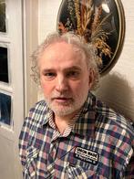 lieve man gezocht, Contacten en Berichten