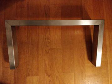 Salontafel Poten RVS beschikbaar voor biedingen