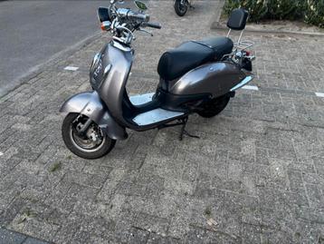 Snorscooter       Lees advertentie ! beschikbaar voor biedingen