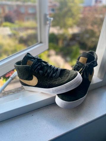 Nike sb zoom blazer mid sneakers beschikbaar voor biedingen