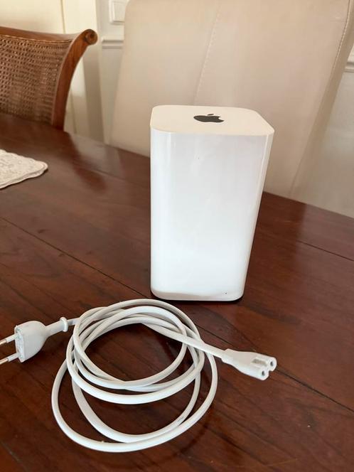 Apple Airport Extreme Router model: A1521, Computers en Software, Routers en Modems, Zo goed als nieuw, Router, Ophalen