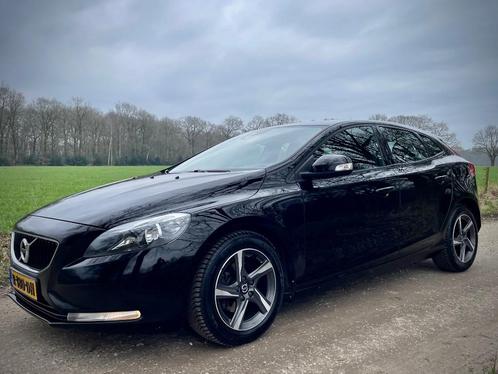Volvo V40 2.0 D2 115pk R-Design Business Navi Clima PDC, Auto's, Volvo, Particulier, V40, ABS, Airbags, Airconditioning, Alarm