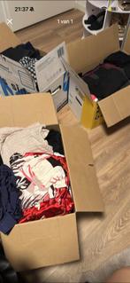 Verhuisdoos vol kleding en tassen 50 euro, Ophalen, Gedragen