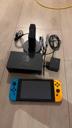 Nitendo switch 2 stuks, Ophalen of Verzenden, Zo goed als nieuw, Met 2 controllers, Switch Original