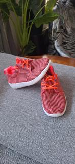 Neon roze schoenen maat 26/27, Ophalen of Verzenden, Gebruikt, Meisje, Schoenen