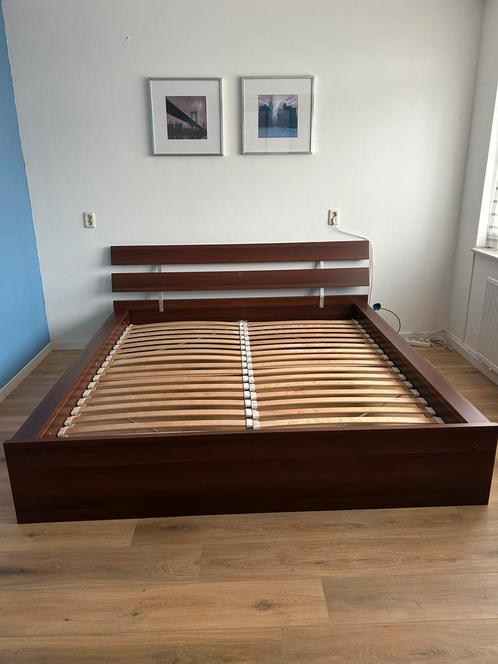 Tweepersoonsbed HOPEN ikea 200x180, Huis en Inrichting, Slaapkamer | Bedden, Gebruikt, Tweepersoons, 180 cm, 200 cm, Hout, Bruin