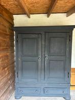 Houten kast (Opknapper), Ophalen