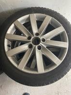 Winterbanden op velgen Volkswagen Golf, Auto-onderdelen, Banden en Velgen, Ophalen, Velg(en), 17 inch, Winterbanden
