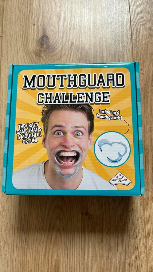 Mouthgard challenge spel Identity games, Hobby en Vrije tijd, Gezelschapsspellen | Overige, Gebruikt, Een of twee spelers, Drie of vier spelers