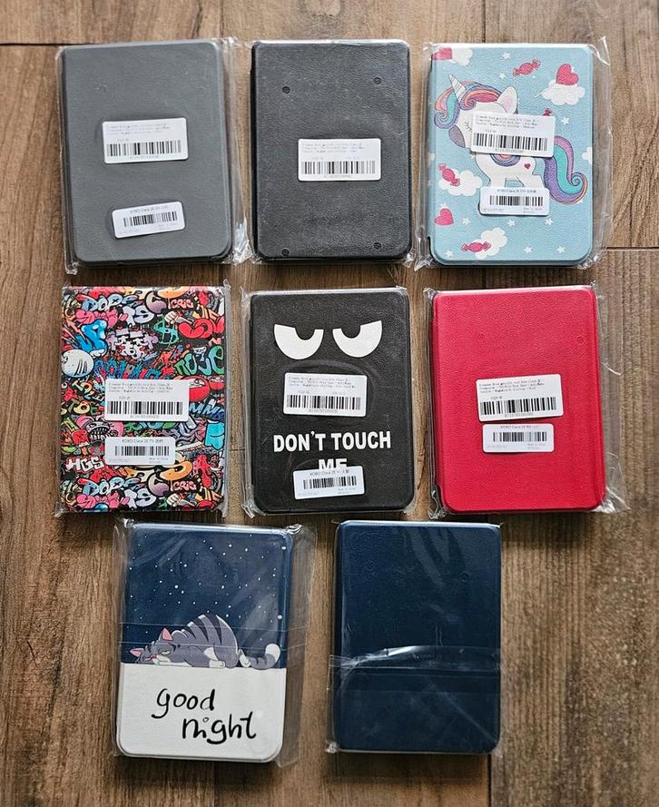 Kobo Clara 2E hoesjes , 2 stuks voor 10,00, Computers en Software, E-readers, Nieuw, 6 inch of minder, Ophalen of Verzenden