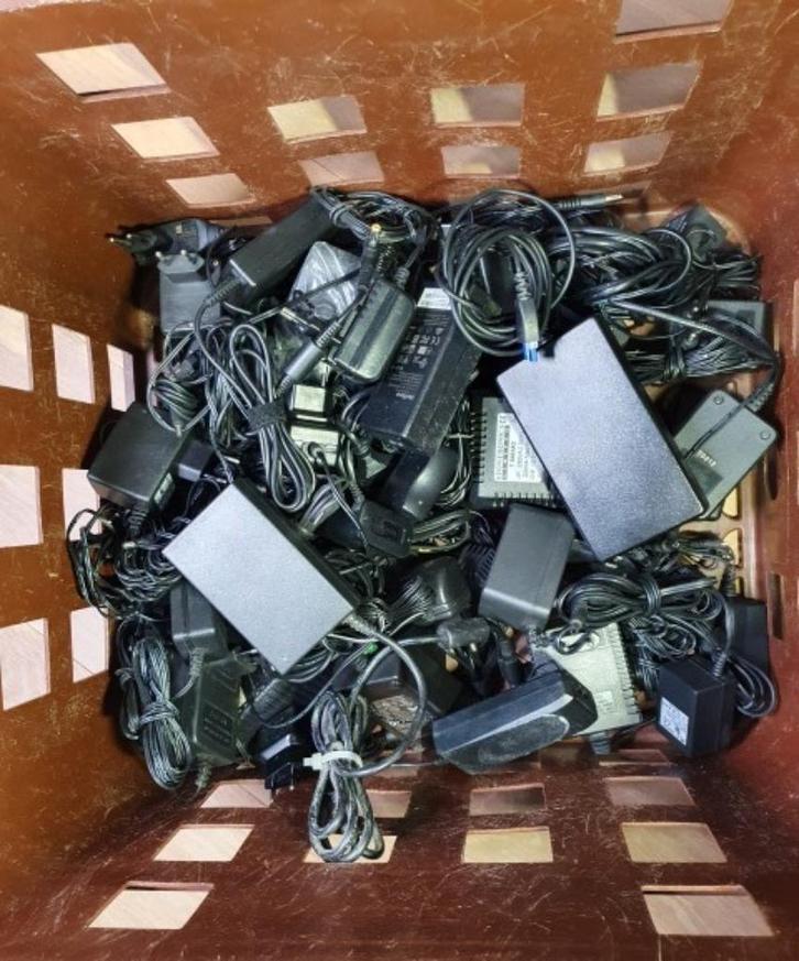 Adapter, Oplader, Telefoonvoeding, Computers en Software, Laptop-opladers, Gebruikt, Ophalen