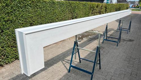 Polytech dakgoot wit met hoek 6,3 meter, Doe-het-zelf en Verbouw, Buizen en Afvoer, Zo goed als nieuw, Dakgoot, Ophalen