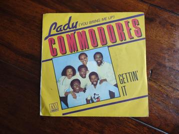 Single - Commodores - Lady beschikbaar voor biedingen