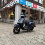 Vespa GTS 300 Supertech Blauw – 1/7/2023 – 1855 km, Overige modellen, 300 cc, Ophalen of Verzenden, Zo goed als nieuw