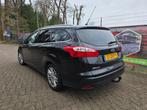 Ford Focus Wagon 1.0 EcoBoost Titanium AIRCO/cruise, Euro 5, 125 pk, Gebruikt, Zwart