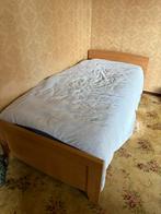 Eenpersoonsbed 90x200 cm incl. bedbodem, Huis en Inrichting, Slaapkamer | Bedden, Ophalen, 90 cm, Eenpersoons, Bruin