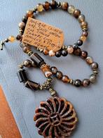 157 Ketting met antique Chinese Chance Luck amulet 55x9mm, Antiek en Kunst, Ophalen of Verzenden