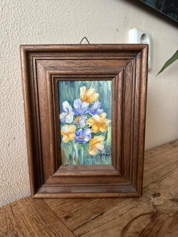 Vintage schilderij stilleven in houten omlijsting beschikbaar voor biedingen