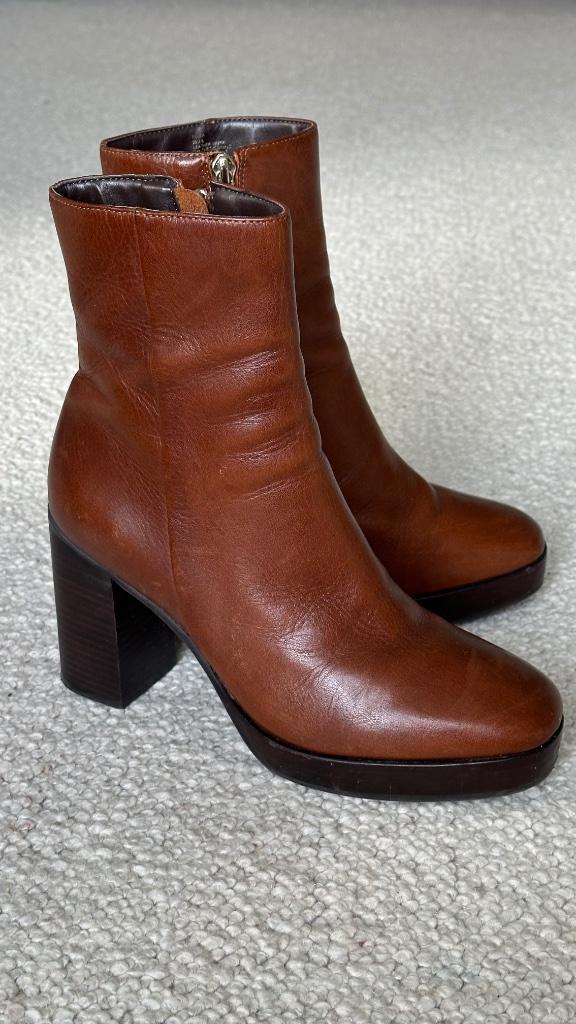 Elegante leren dameslaarzen Dune London cognac maat 39, Kleding | Dames, Schoenen, Gedragen, Lage of Enkellaarzen, Bruin, Ophalen of Verzenden