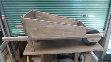 Houten  Kruiwagen     NIEUW beschikbaar voor biedingen