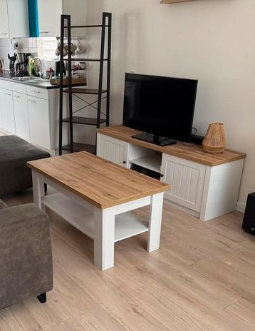 Salon tafel - tv kast / dressoir - boekenkast beschikbaar voor biedingen