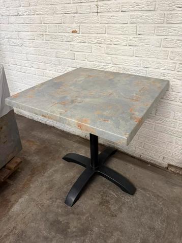 Horeca terrastafels 70x70x75 beschikbaar voor biedingen