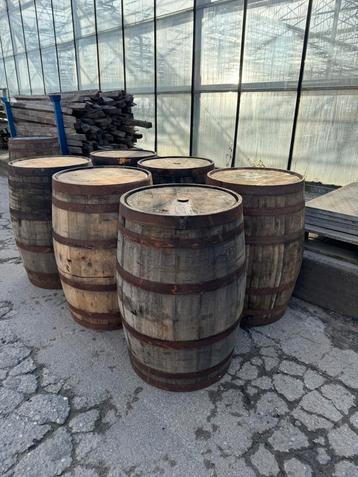Regenton / Whiskyvat / Plantenbak / Statafel 200 Liter beschikbaar voor biedingen
