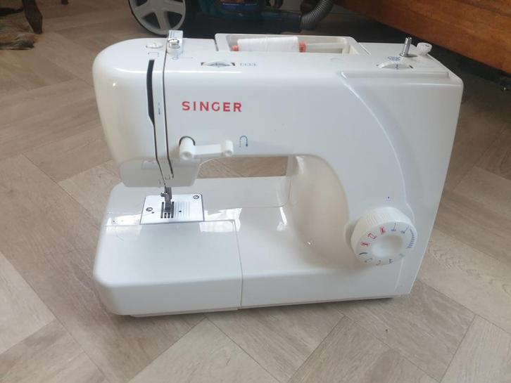 Singer 1507 Naaimachine - Perfect voor Beginners!, Hobby en Vrije tijd, Naaimachines en Toebehoren, Zo goed als nieuw, Naaimachine