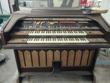 Orgel Eminent. beschikbaar voor biedingen