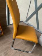2 stoelen okergeel GRATIS, Huis en Inrichting, Stoelen, Ophalen, Zo goed als nieuw