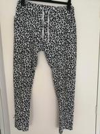 PRACHTIGE  broek, lijk gewoon NIEUW. maat 42/44 12.00, Ophalen of Verzenden, Zo goed als nieuw, Maat 42/44 (L), Lang