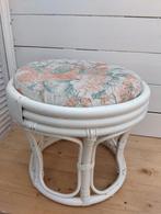 Brocante landelijk voetenbank vintage retro bamboe wit kruk, Ophalen of Verzenden, Gebruikt, Hout