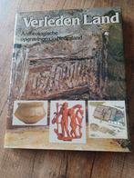 Archeologische boek verleden land bodemvondsten, Ophalen of Verzenden, 20e eeuw of later, Zo goed als nieuw, Europa