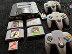 Nintendo 64 set met 4 spellen, Ophalen of Verzenden, Met 3 controllers of meer, Zo goed als nieuw, Met games