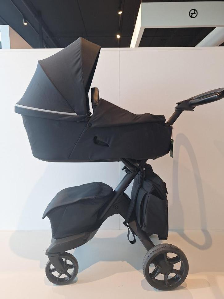 Stokke XploryX incl. accessoires, Kinderen en Baby's, Buggy's, Zo goed als nieuw, Overige merken, Verstelbare rugleuning, Zonnekap
