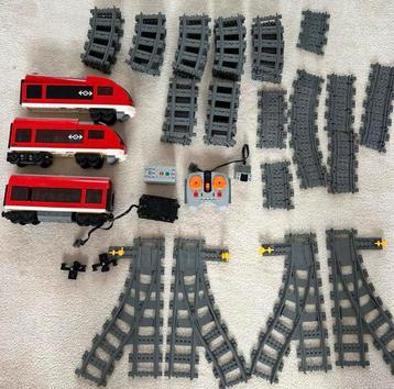Lego trein 7938 veel rails, spoor en wissels beschikbaar voor biedingen