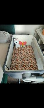 Co sleeper Chicco Next2me grijs/wit, Kinderen en Baby's, Babywiegjes en Ledikanten, Ophalen, Gebruikt, Wieg