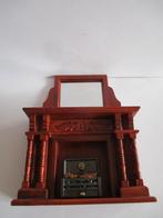 poppenhuis schouw met spiegel en werkend vuurtje, Verzamelen, Poppenhuizen en Toebehoren, Ophalen of Verzenden, Zo goed als nieuw